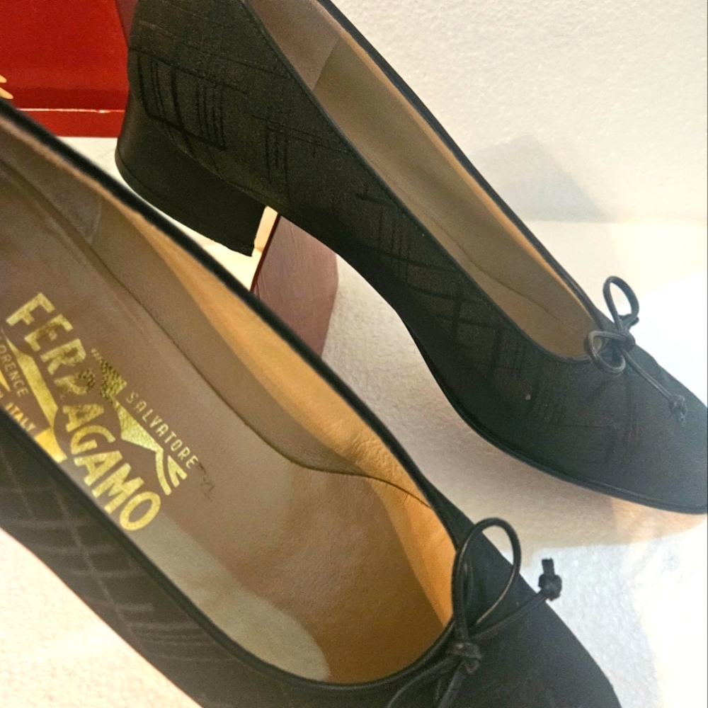 Salvatore Ferragamo Black Bettina 3 cm Nero fabric Nero calf 7 B
